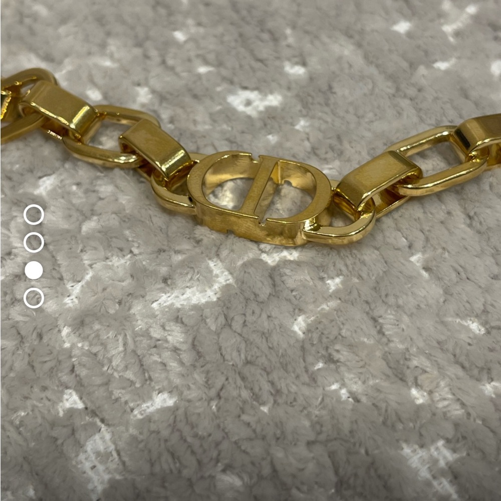 Dior Montaigne Necklace Gold - Picture 3 of 6